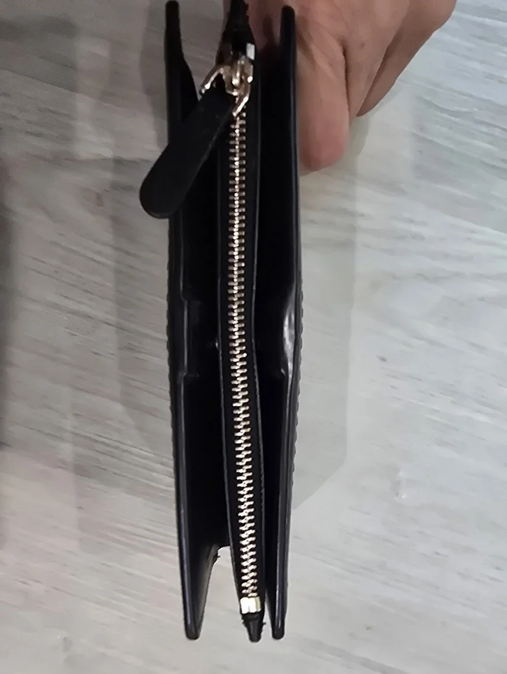 Kate Spade New York Black Pebbled Leather Credit Card ID Window Bifold Wallet